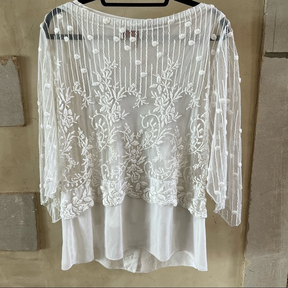 Embroidered 2 in 1 blouse - Picture 6 of 12